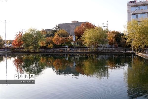 جلوه گری پاییز در مشهد