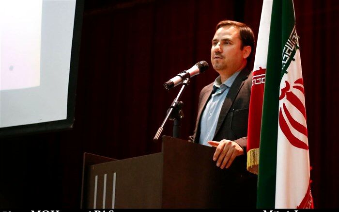 آسان سازی محتوای کتب درسی در دستور کار معلمان قرار گیرد