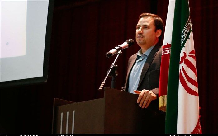 آسان سازی محتوای کتب درسی در دستور کار معلمان قرار گیرد