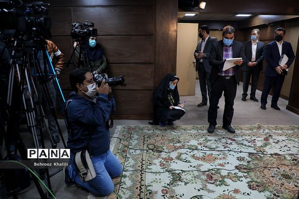 دومین جلسه قرارگاه عملیاتی ستاد ملی مبارزه با کرونا