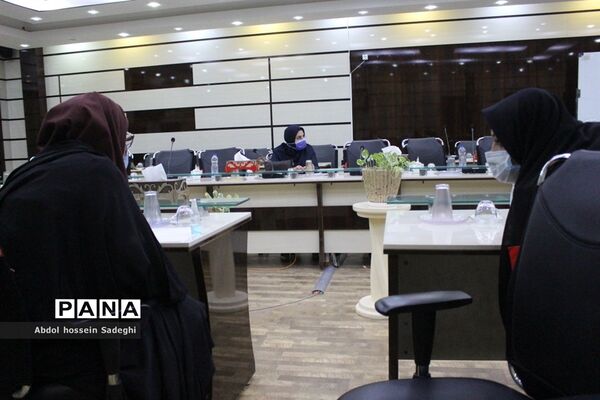 نشست بزرگداشت هفته کتاب در آموزش و پرورش استان بوشهر