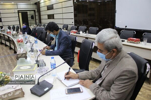 نشست بزرگداشت هفته کتاب در آموزش و پرورش استان بوشهر
