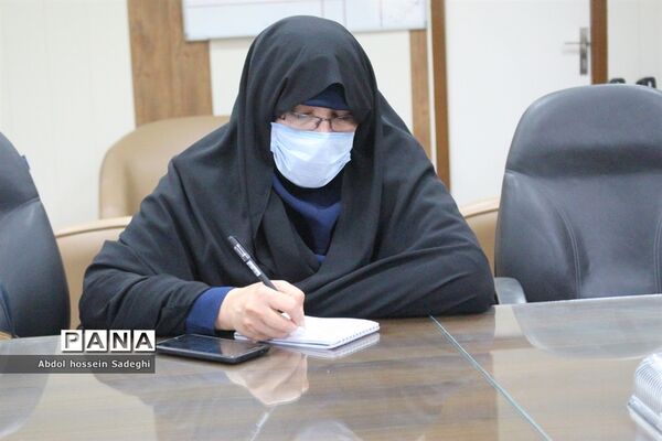 نشست هیات اندیشه‌ورز نماز مدارس استان بوشهر