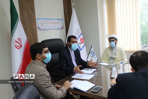 نشست هیات اندیشه‌ورز نماز مدارس استان بوشهر