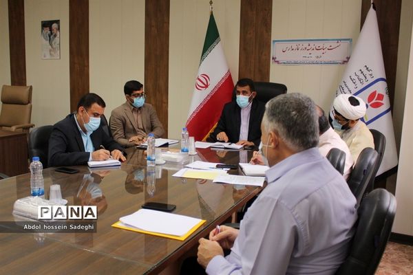 نشست هیات اندیشه‌ورز نماز مدارس استان بوشهر