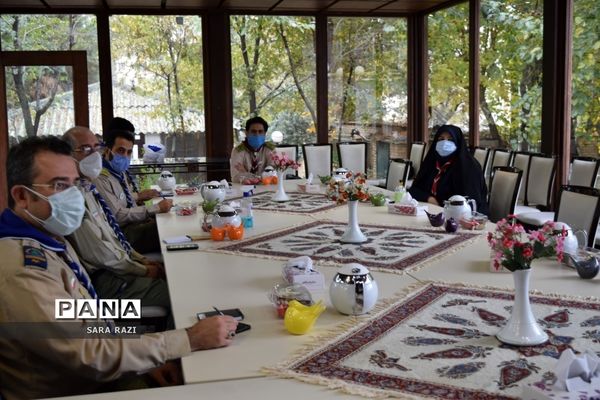 تشکیل اتاق فکر سازمان دانش آموزی شهر تهران