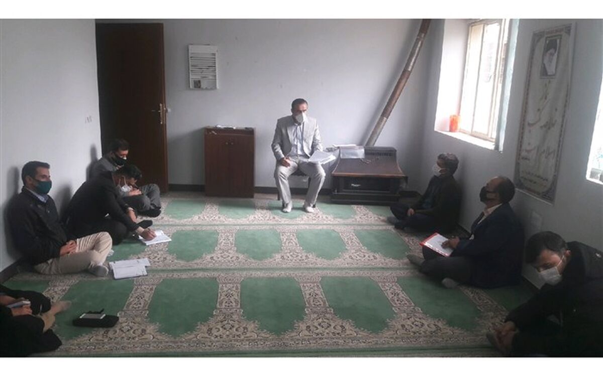 جلسه راهبران سواد آموزی شهرستان بویراحمد در مورد چگونگی نظارت بر سامانه استعلام  برگزار شد