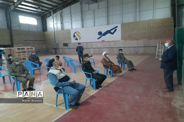 دستان مهر ورز گل لبخند رابرلبان زوج های خوسفی آورد