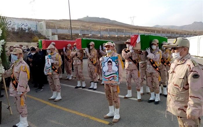 پیکر مطهر ۳ شهید مرزبانی در هنگ مرزی ارومیه تشییع شد