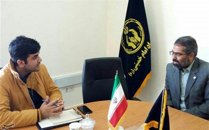 تجلیل مدیر کل کمیته امداد زنجان از دانش آموزان برتر کنکور 99