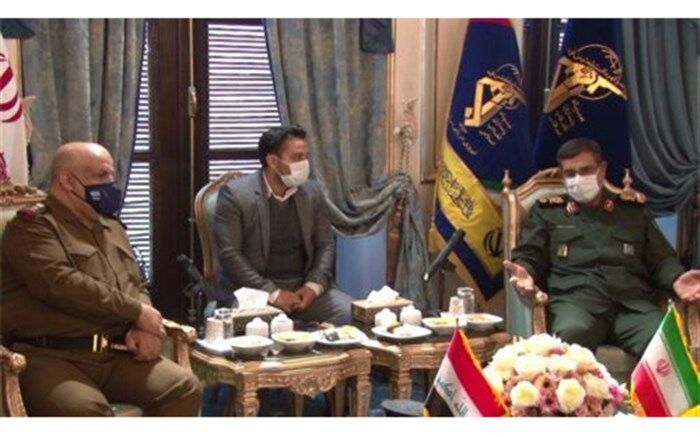 دریادار تنگسیری: آماده هرنوع همکاری نظامی با نیروی دریایی ارتش عراق هستیم