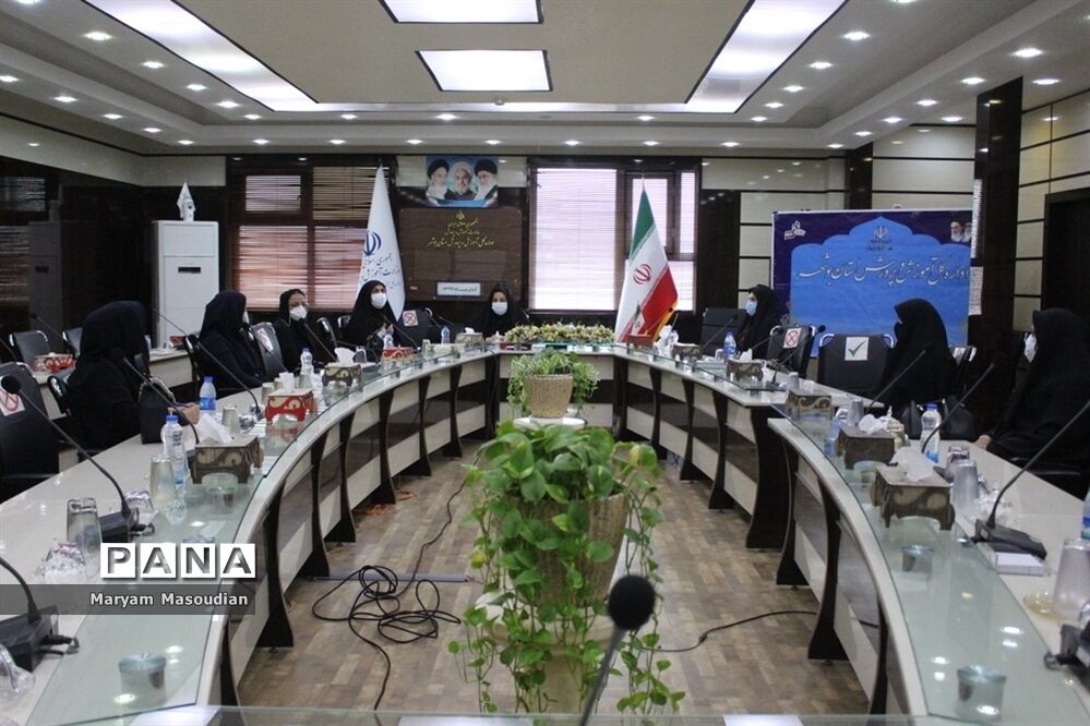 کارگاه ویژه طرح مشارکت اجتماعی دختران دانش آموز استان بوشهر