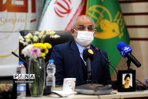 سیزدهمین کنگره اتحادیه انجمن‌های اسلامی دانش‌آموزان