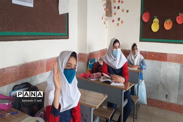 دایر بودن مدارس شهرستان  حمیدیه
