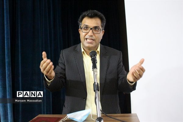 مراسم تجلیل از همکاران اداری حوزه معاونت پرورشی و تربیت بدنی آموزش و پرورش شهرستان بوشهر