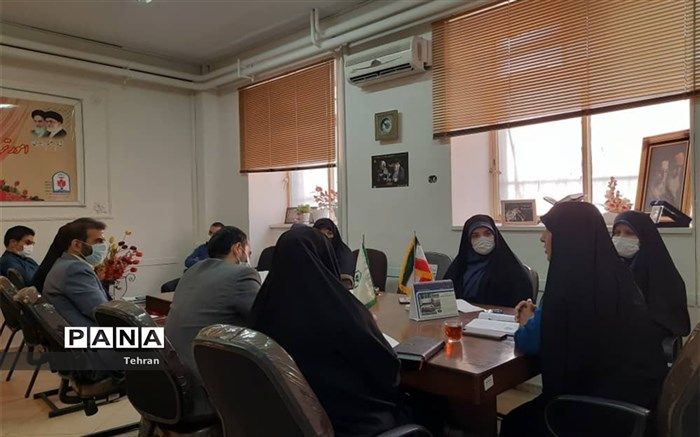 ارزیابی فعالیتهای پرورشی مدارس منطقه ۱۷ در ایام‌کرونایی