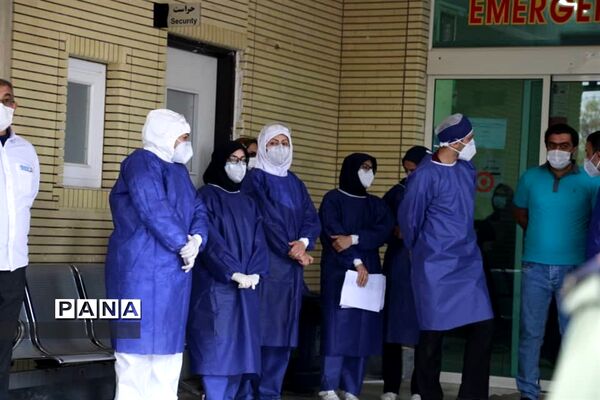 تقدیر از مدافعان سلامت در بیمارستان سیدالشهدا و میادین شهرستان آران وبیدگل