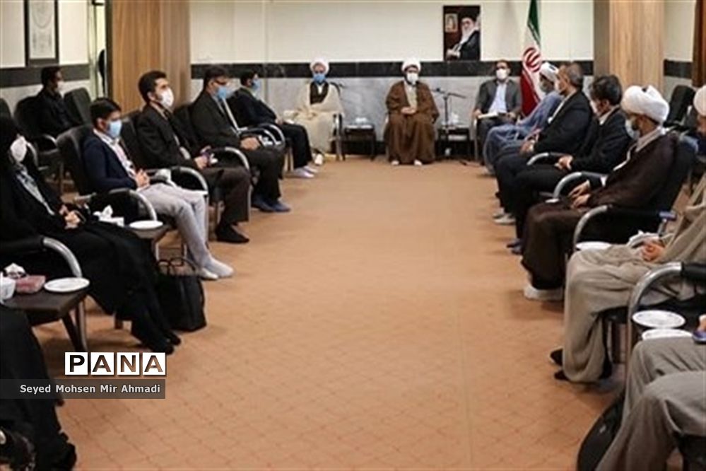 تقدیراز فعالان طرح یاوران نماز در شهرقدس