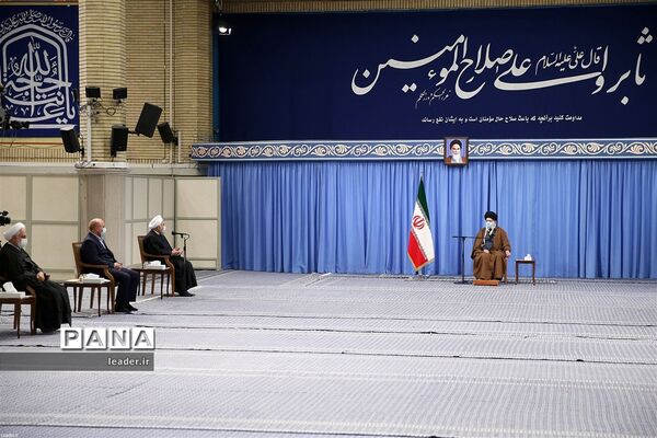 دیدار اعضای شورای‌عالی هماهنگی اقتصادی با رهبر معظم انقلاب اسلامی