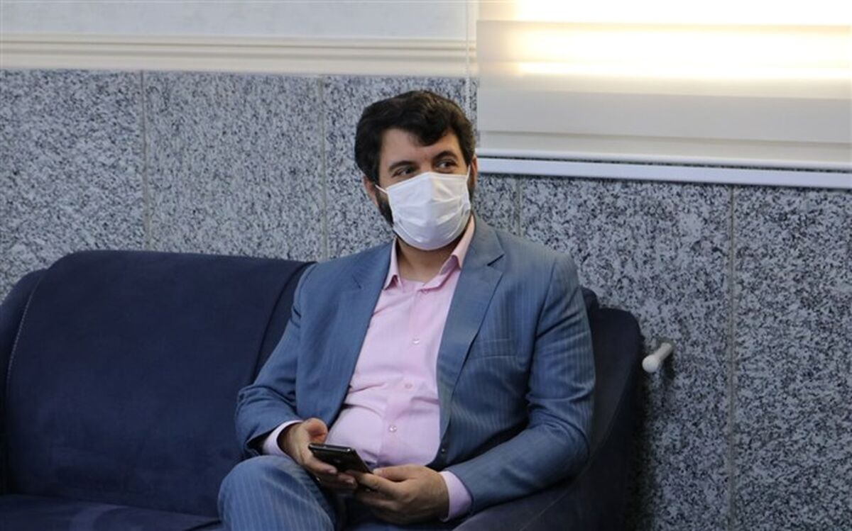 بازدید عضو هیئت علمی دانشگاه امام صادق(ع)  از اتم