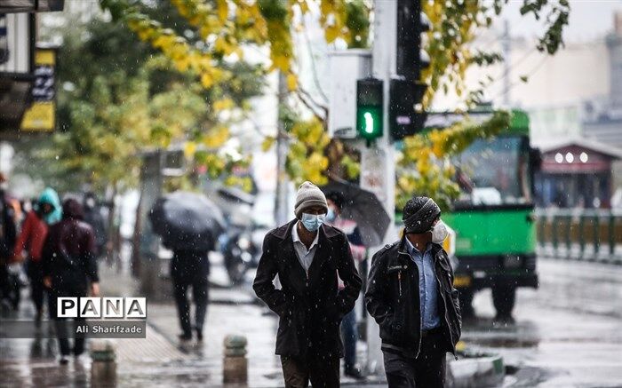 چگونه در باران ماسک بزنیم؟