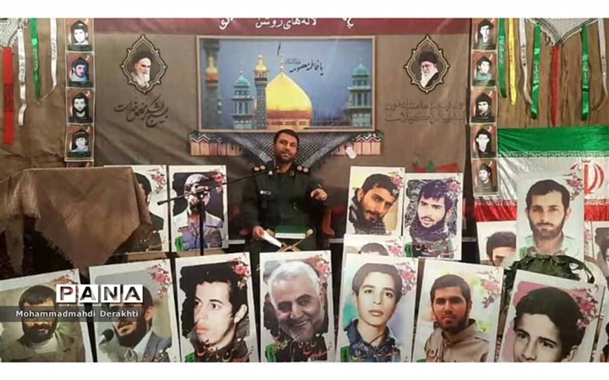 اجرای طرح  لاله های روشن در قالب  یادواره شهدای بسیج دانش‌آموزی در بهارستان ۲