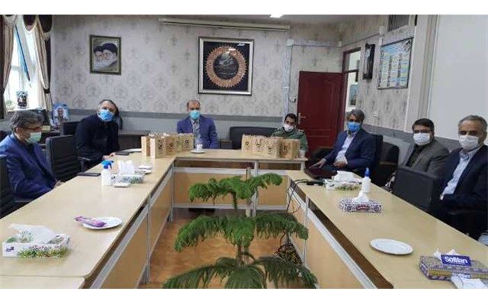 اهدای 80 دستگاه تبلت به دانش آموزان محروم نیشابور