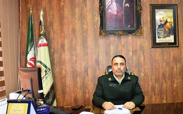 دستگیری سارق حرفه‌ای و کشف پنج فقره سرقت محتویات داخل خودرو درمنطقه آبسرد