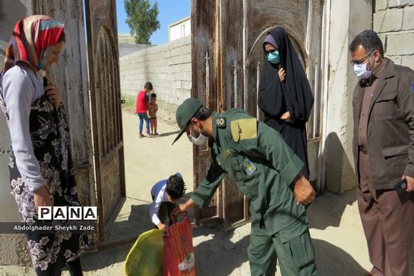 توزیع بسته‌های معیشتی در چابهار