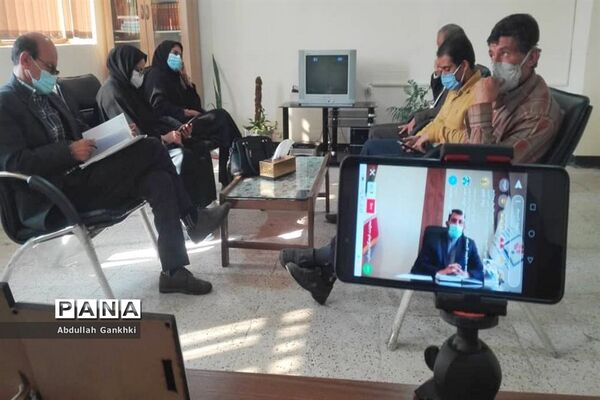 جلسه معاون پرورشی و فرهنگی استان بوشهر با رئیس، معاونان و مربیان پرورشی آپبخش