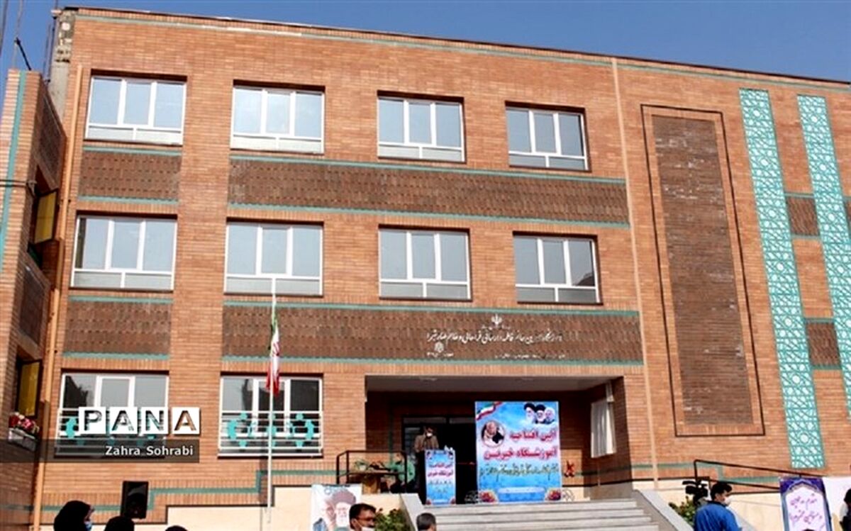 مردآزاد: طرح آموزش کار آفرینی بصورت پایلوت در ۱۰ مدرسه اجرا می شود