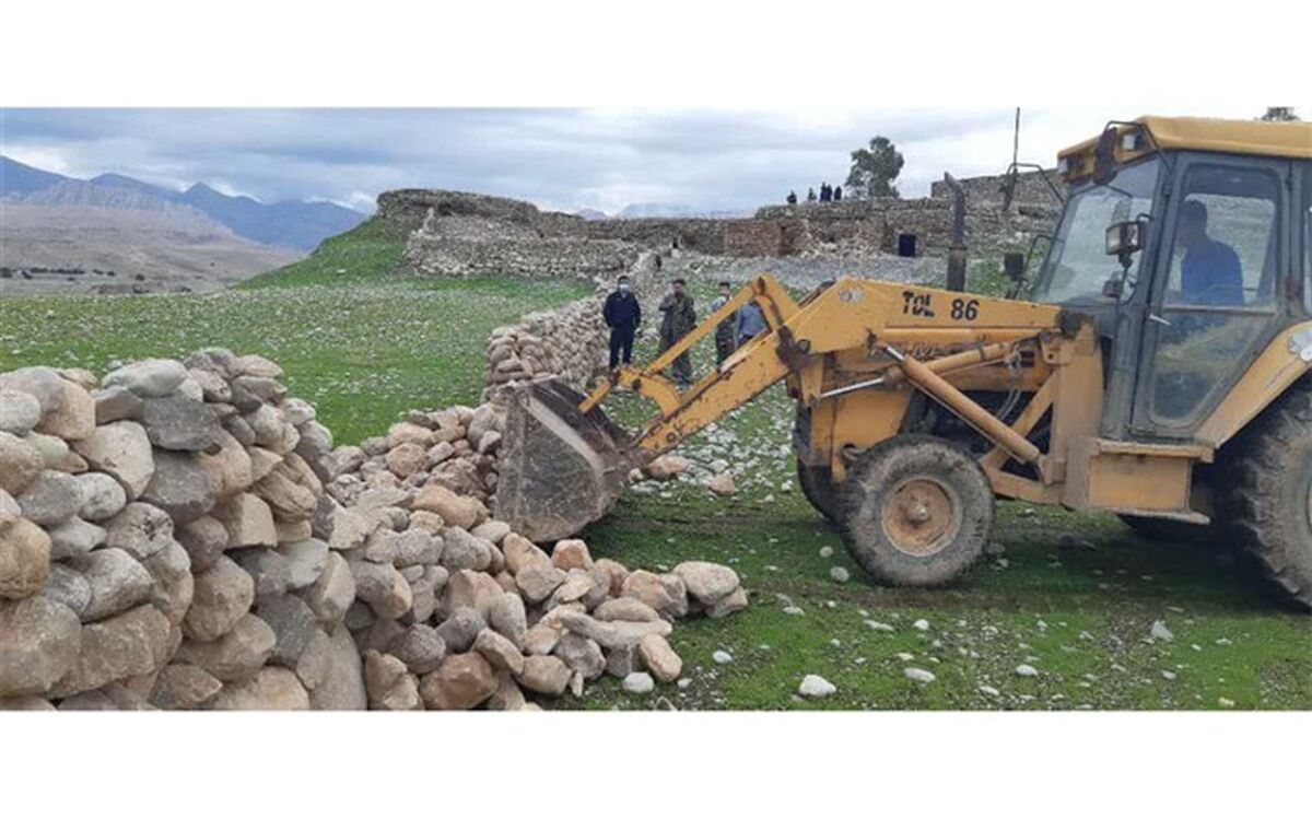 خلع ید۵۵۰۰متر مربع از اراضی ملی در مناطق روستایی شهرستان لالی