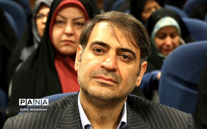 عملیاتی کردن طرح خوانا به منزله تحمیل کار اضافی و تعدد طرح و برنامه نیست