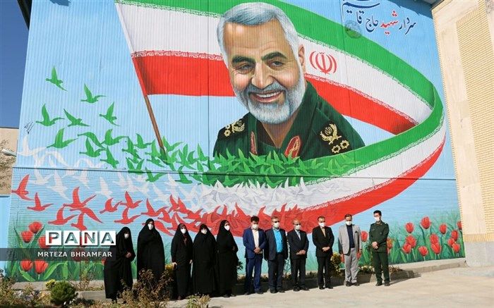 آرشیو محتوایی «حاج قاسم» در اختیار هنرمندان قرار میگیرد