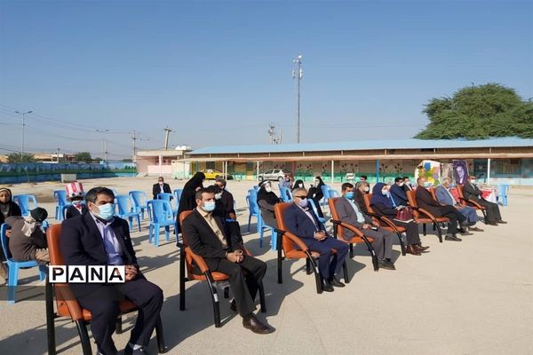 تدریس عملی  نشانه (ای) فارسی پایه اول در آبادان