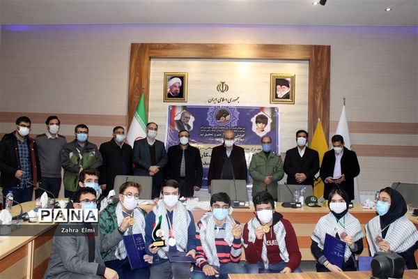 تجلیل از نخبگان مسابقات لیگ علمی بین المللی پایا