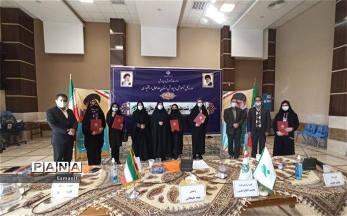 برگزاری مجلس دانش آموزی دختران استان چهارمحال وبختیاری