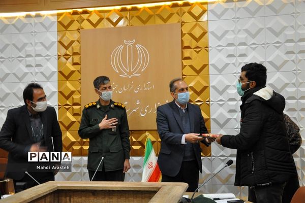 جلسه برنامه‌ریزی کمیته تبلیغات و اطلاع‌رسانی مقابله با ویروس کرونا درشهرستان خوسف