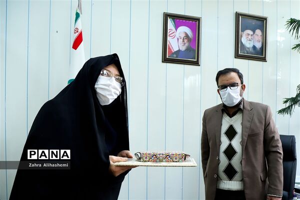 تجلیل از برگزیدگان جشنواره الگوهای برتر تدریس و تجارب برتر تربیتی