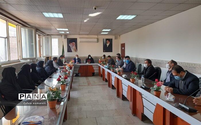 اتحاد و همدلی رمز موفقیت در هر نهاد و اداره است