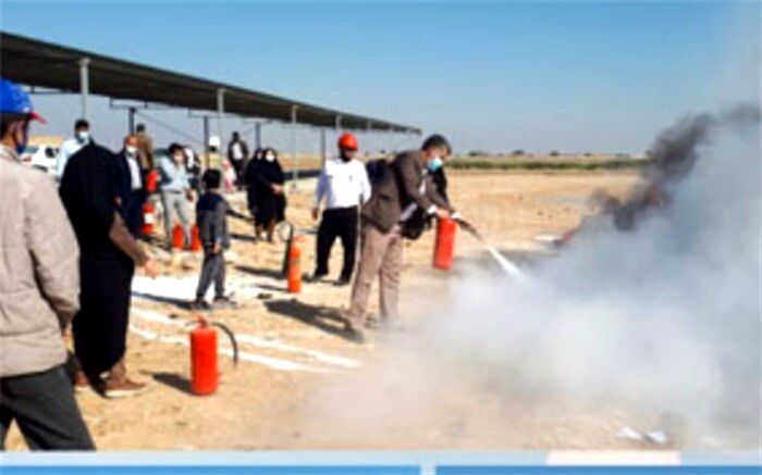مانور عملیاتی اطفاء حریق در بندر ریگ برگزار شد