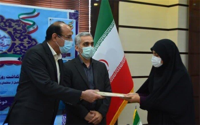 36 معلم و دانش آموز پژوهنده استان بوشهر  تجلیل شدند