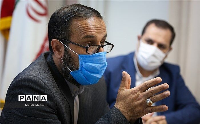 تشکیل کارگروهی برای راه‌اندازی مدارس آموزش از راه دور