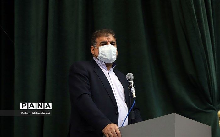 برای اینکه پژوهش در هفته پژوهش نماند، کتابخانه های مدارس مان را غنی کنیم