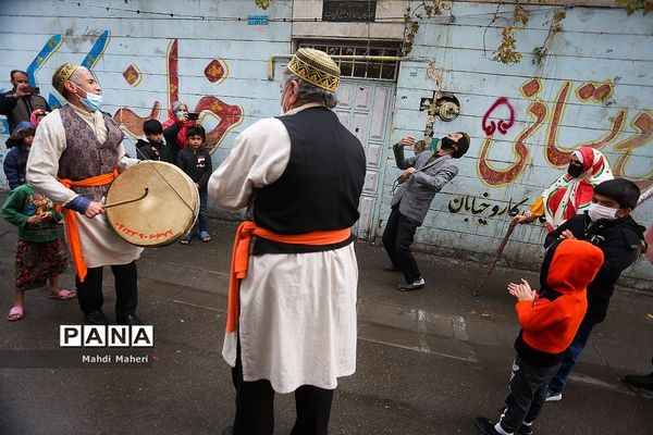 جشن یلدایی برای بچه های محله دروازه غار
