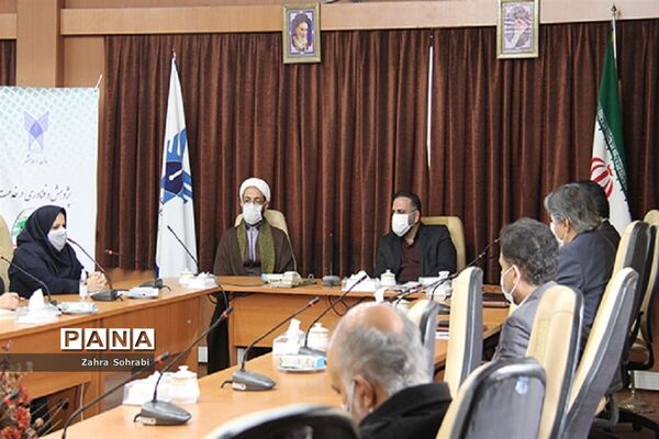 مراسم تجلیل از پژوهشگران برتردانشگاه آزاد اسلامی واحد اسلامشهر