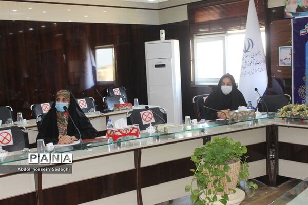 نشست مشترک مدیران  زن ( ارشد، میانی و  پایه)  آموزش و پرورش  سراسر کشور
