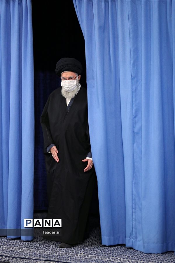 دیدار دست‌اندرکاران مراسم سالگرد شهید سلیمانی با رهبر معظم انقلاب