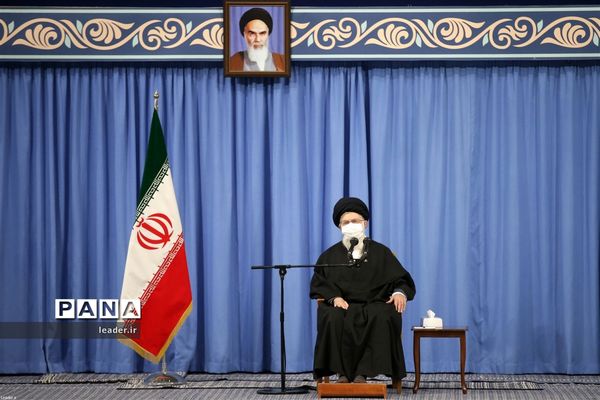 دیدار دست‌اندرکاران مراسم سالگرد شهید سلیمانی با رهبر معظم انقلاب