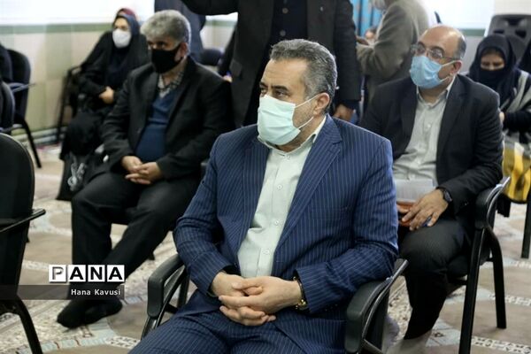 تجلیل از پژوهشگران آموزش و پرورش میاندورود